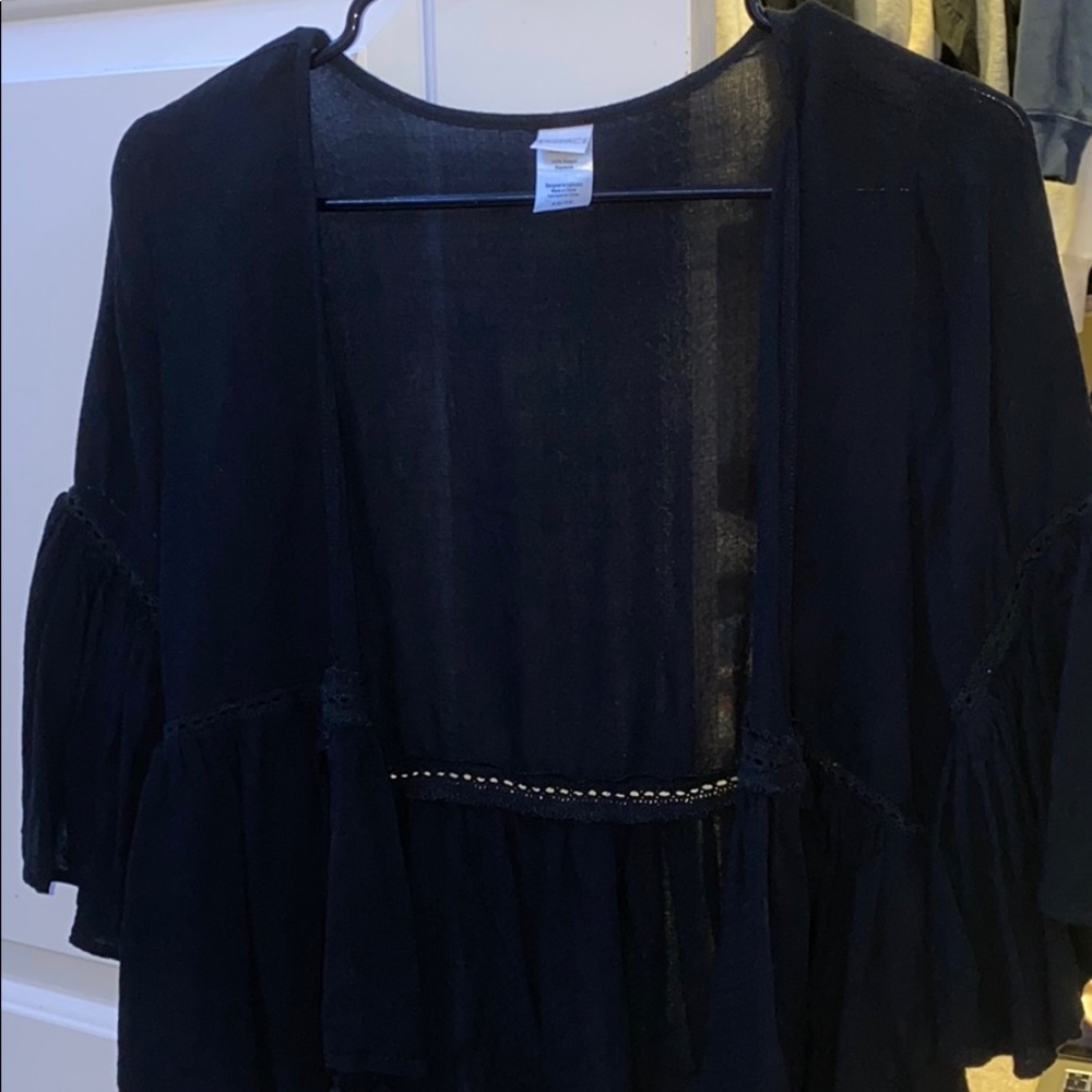 Lspace cover up top
